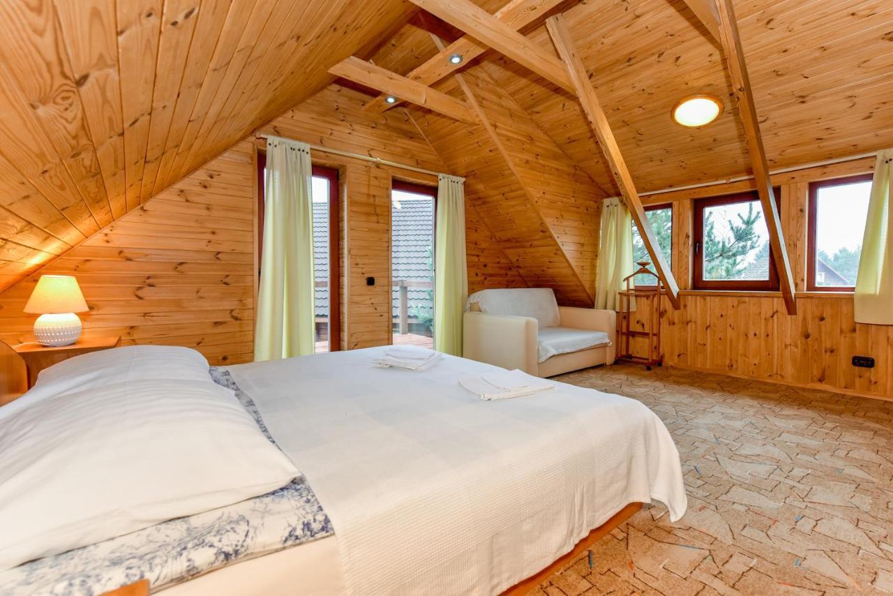 Aerodream Trakai Villa Antakalnis  Ngoại thất bức ảnh